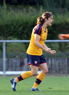 Karen Carney celebrates scoring her 1st goal for Arsenal Karen Carney celebrates scoring her 1st goal for Arsenal