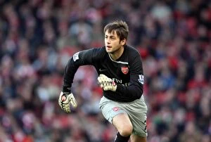 Images Dated 3rd January 2009: Lukasz Fabianski in Action: Arsenal's 3:1 FA Cup Victory over Plymouth Argyle (3/1/09)