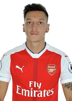 Images Dated 21st September 2016: Mesut Ozil: Arsenal's 2016-17 Season 1st Team Squad Member
