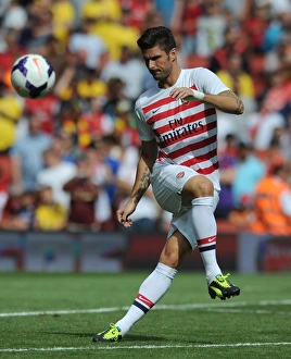 Olivier Giroud (Arsenal) warms up before the match. Arsenal 1:2 Galatasaray. Emirates Cup Day Two Olivier Giroud (Arsenal) warms up before the match. Arsenal 1:2 Galatasaray. Emirates Cup Day Two
