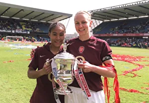 Rachel Yankey and Faye White (Arsenal) with the FA Cup Trophy Rachel Yankey and Faye White (Arsenal) with the FA Cup Trophy