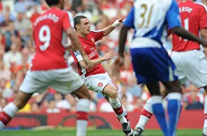 Thomas Vermaelen shoots past Chris Kirkland to score Thomas Vermaelen shoots past Chris Kirkland to score