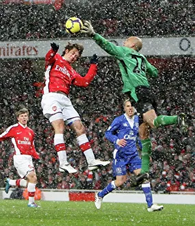 Tomas Rosicky (Arsenal) Tim Howard (Everton). Arsenal 2:2 Everton. Barclays Premier League Tomas Rosicky (Arsenal) Tim Howard (Everton). Arsenal 2:2 Everton. Barclays Premier League