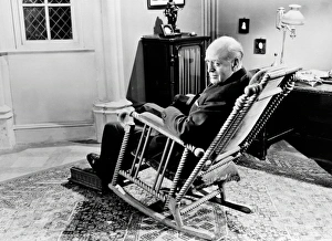 Alastair Sim as Inspector Poole in a scene from An Inspector Calls (1954) Alastair Sim as Inspector Poole in a scene from An Inspector Calls (1954)