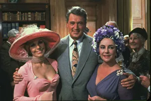 Kim Novak, Rock Hudson and Elizabeth Taylor in The Mirror Crack'd (1980) Kim Novak, Rock Hudson and Elizabeth Taylor in The Mirror Crack'd (1980)