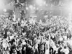 David Essex Prints: StudioCANAL Print of A crowd scene from Stardust (1974)