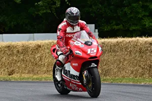CM33 5265 Andy Caddick, Shaun Goverd, Ducati GP6 Desmosedici CM33 5265 Andy Caddick, Shaun Goverd, Ducati GP6 Desmosedici