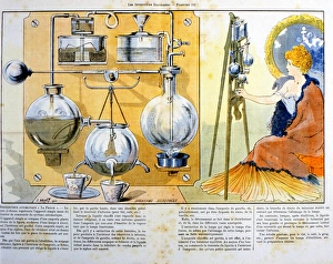 Coffee or tea making machine heated by a small spirit lamp Coffee or tea making machine heated by a small spirit lamp