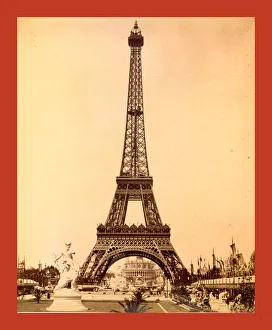 Universal images group/universal history archive history/eiffel tower Universal images group/universal history archive history/eiffel tower