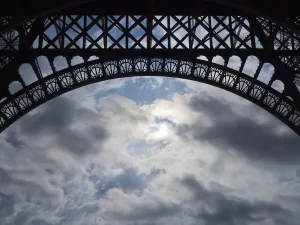 The Eiffel Tower Print: Detailed Architectural Image