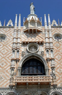 Italy, Venice, Doges Palace, Exterior detail