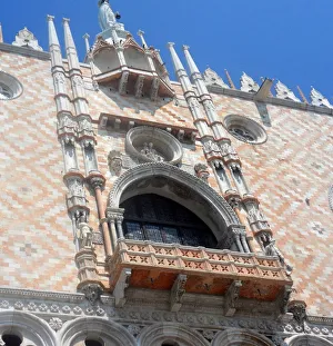 Italy, Venice, Doges Palace, Exterior detail