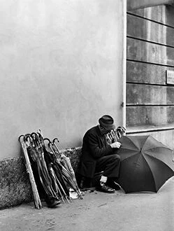 Italian Heritage Collection: Milano. Corso Magenta. Walking Repairer Of Umbrellas. 1960