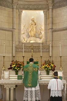 Traditional mass in Notre-Dame du Carmel chapel Traditional mass in Notre-Dame du Carmel chapel
