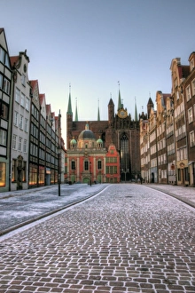 Gdansk Royal Chapel and St Marys Basilica behind Gdansk Royal Chapel and St Marys Basilica behind
