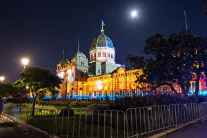 The Royal exhibition building lights up in White Night festival 2016 The Royal exhibition building lights up in White Night festival 2016