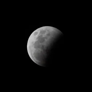 Images Dated 2021: Partial Lunar Eclipse Print - Brisbane Australia May 26 2021