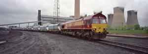 EWS Class 66 177 hauling a Merry-Go- Round train at Eggborough Power Station, 2000 EWS Class 66 177 hauling a Merry-Go- Round train at Eggborough Power Station, 2000