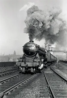 Flying Scotsman A3 Class steam locomotive leaving Leeds station, 1956 Flying Scotsman A3 Class steam locomotive leaving Leeds station, 1956