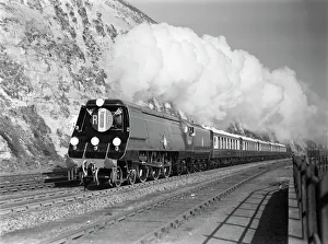 Southern Railway (SR) MN Pacific no.35019 French Lines at Dover. (P. Ransome Wallis Southern Railway (SR) MN Pacific no.35019 French Lines at Dover. (P. Ransome Wallis