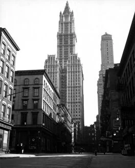 Images Dated 15th August 2001: 521, architecture, buildings, black & white, city, cityscape, historical, new york city