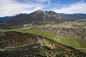 Aerial view, Riessersee Lake, Garmisch-Partenkirchen, Mt Kramerspitz or Mt Kramer, Wetterstein Range, Loisachtal Valley Aerial view, Riessersee Lake, Garmisch-Partenkirchen, Mt Kramerspitz or Mt Kramer, Wetterstein Range, Loisachtal Valley