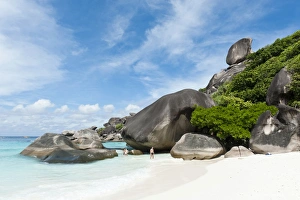 Ao Kueak Beach, white sandy beach with rocks, Sail Rock at the rear, Nationalpark Mu Ko Similan, Ko Similan Ao Kueak Beach, white sandy beach with rocks, Sail Rock at the rear, Nationalpark Mu Ko Similan, Ko Similan