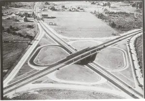Vintage Transportation Images Prints: Clover Leaf Intersection