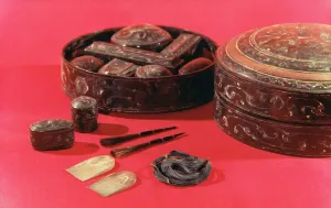 Lacquer Box Print: 35cm Diameter Lady's Dressing Case