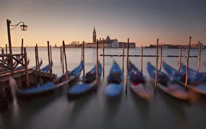 blurred motion, bobbing, calm, clear sky, color image, copy space, defocused, gondola blurred motion, bobbing, calm, clear sky, color image, copy space, defocused, gondola