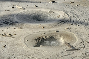 Bubbling hot springs, Porcelain Basin, Norris Geyser Basin, Yellowstone National Park, Wyoming, USA Bubbling hot springs, Porcelain Basin, Norris Geyser Basin, Yellowstone National Park, Wyoming, USA