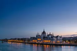 Hungary Collection: Budapest parliament at Sunrise time, Budapest, Hungary