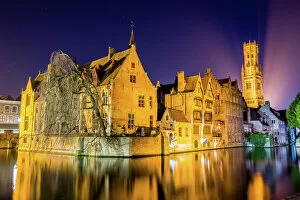 Images Dated 8th April 2017: Buildings on Canal at Night - Bruges