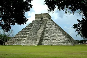 Kukulkan Pyramid Prints: ChichA n ItzAa