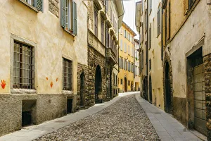 Cobbled street in Citta Alta (Old Town) in Bergamo, Lombardy, Italy Cobbled street in Citta Alta (Old Town) in Bergamo, Lombardy, Italy