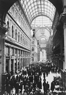 Images Dated 8th September 2016: Galleria Umberto