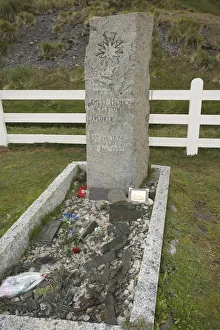 Famous influential people/famous explorers sir ernest shackleton 1874 1922/grave ernest henry shackleton Famous influential people/famous explorers sir ernest shackleton 1874 1922/grave ernest henry shackleton