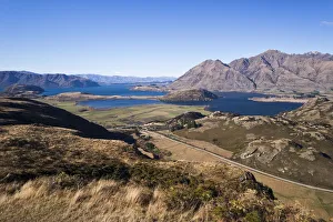 Lake Wanaka, Otago Region, South Island, New Zealand Lake Wanaka, Otago Region, South Island, New Zealand