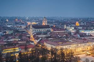 Lithuania Collection: Lithuania, Vilnius, historical center at night
