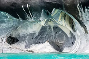 earth/marble caves northern patagonia