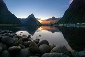 Photographers Collection: Milford Sound, Fiordland National Park