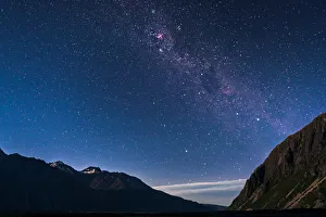 Milky Way rises over the Mountain at South Island New Zealand Milky Way rises over the Mountain at South Island New Zealand