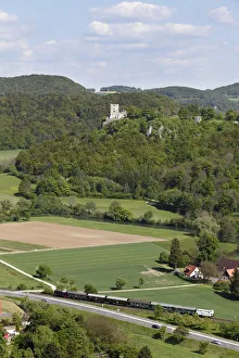 Museum railway with Burg Neideck castle ruins at back, market town of Wiesenttal, Franconian Switzerland Museum railway with Burg Neideck castle ruins at back, market town of Wiesenttal, Franconian Switzerland