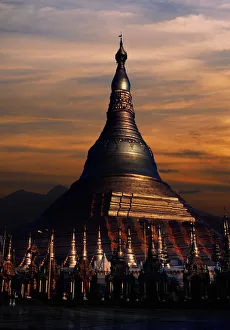 Myanmar, Bago, Shwemawdaw Paya (Digital Composite) Myanmar, Bago, Shwemawdaw Paya (Digital Composite)