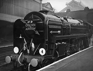 Hulton archive prints/topical press agency/new golden arrow loco Hulton archive prints/topical press agency/new golden arrow loco