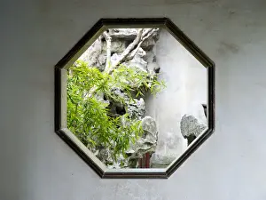 Chinese Culture Landmarks Prints: Octagonal window