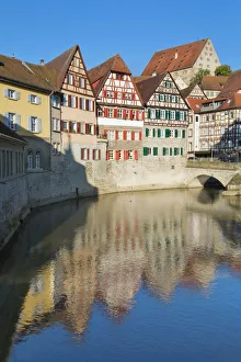 Old town with Kocher river, Schwaebisch Hall, Hohenlohe, Baden-Wuerttemberg, Germany, Europe Old town with Kocher river, Schwaebisch Hall, Hohenlohe, Baden-Wuerttemberg, Germany, Europe