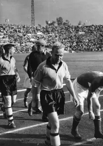 Billy Wright Leaving the Pitch in Moscow Print, 1955
