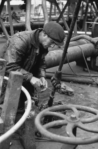 Shipbuilding Industry Prints: Binding Cable