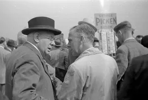 Horse Racing England Prints: Bookmakers Note